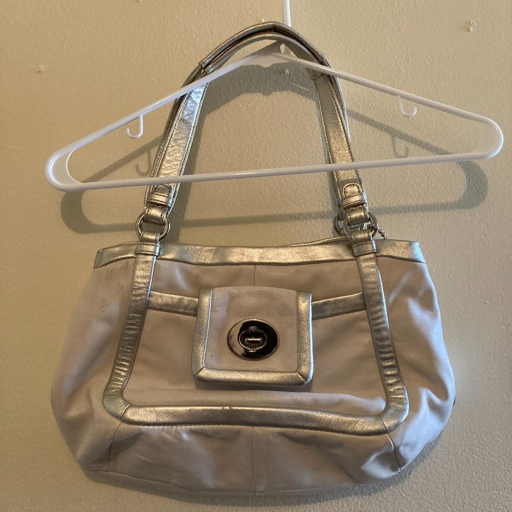 Coach off White Grey Leather Handbag